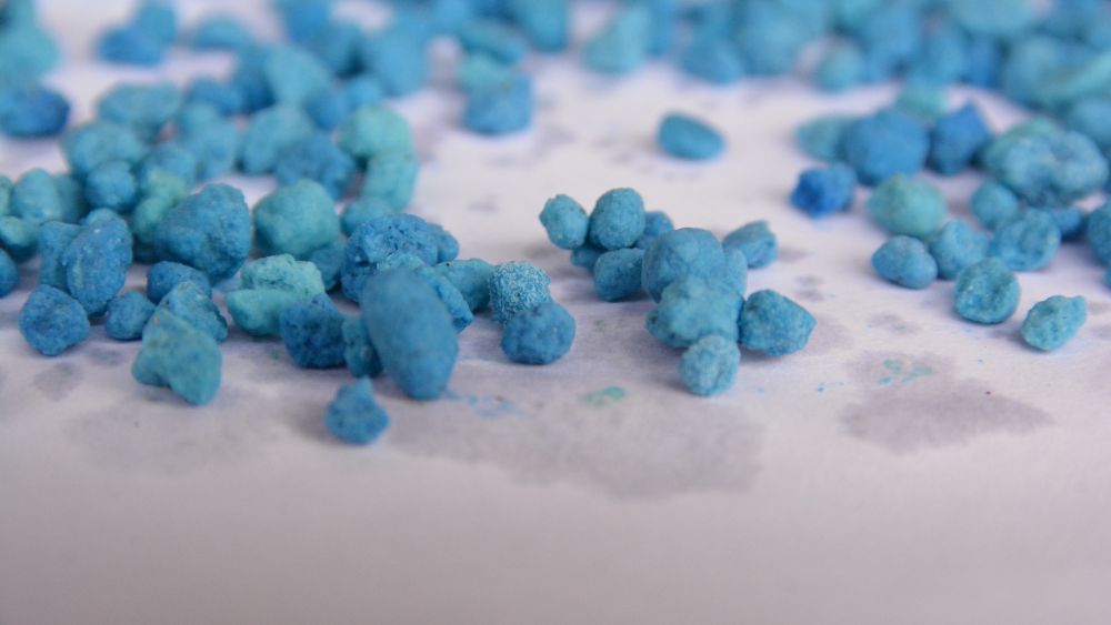 Higroskopijne granule nawozu Fertimax Complex NPK 12-11-18